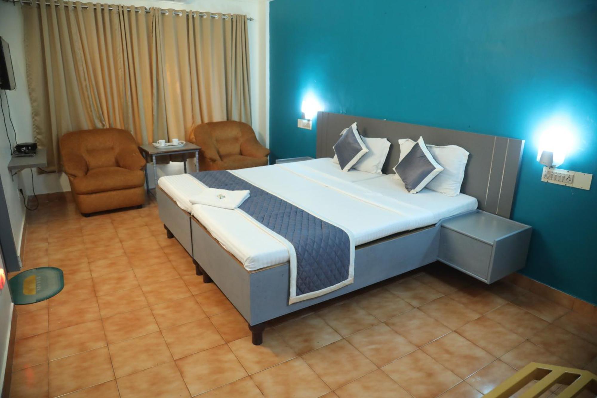 Grand Harmony Beach Resort Ковалам Екстериор снимка